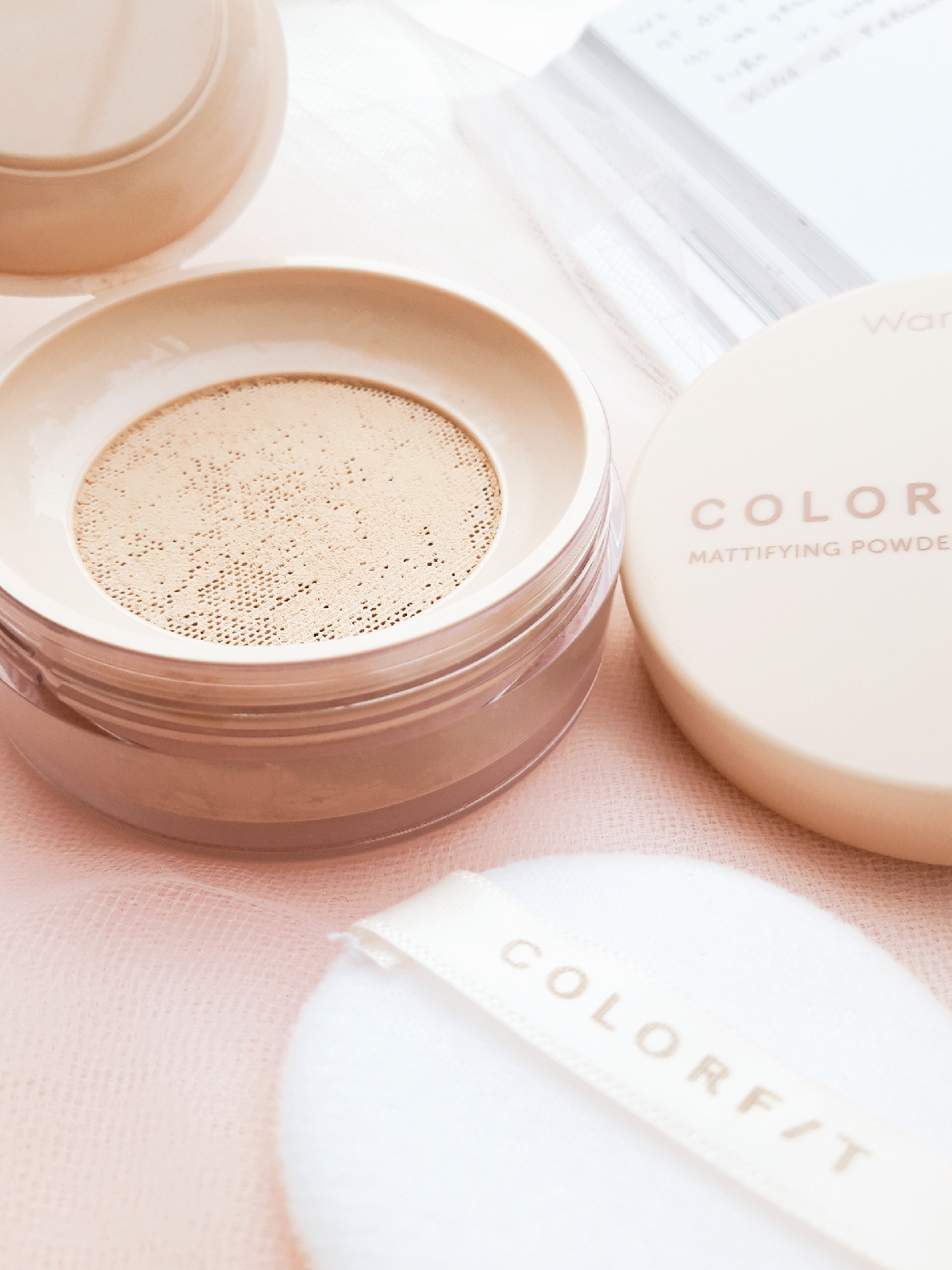 Wardah Colorfit Mattifying Powder