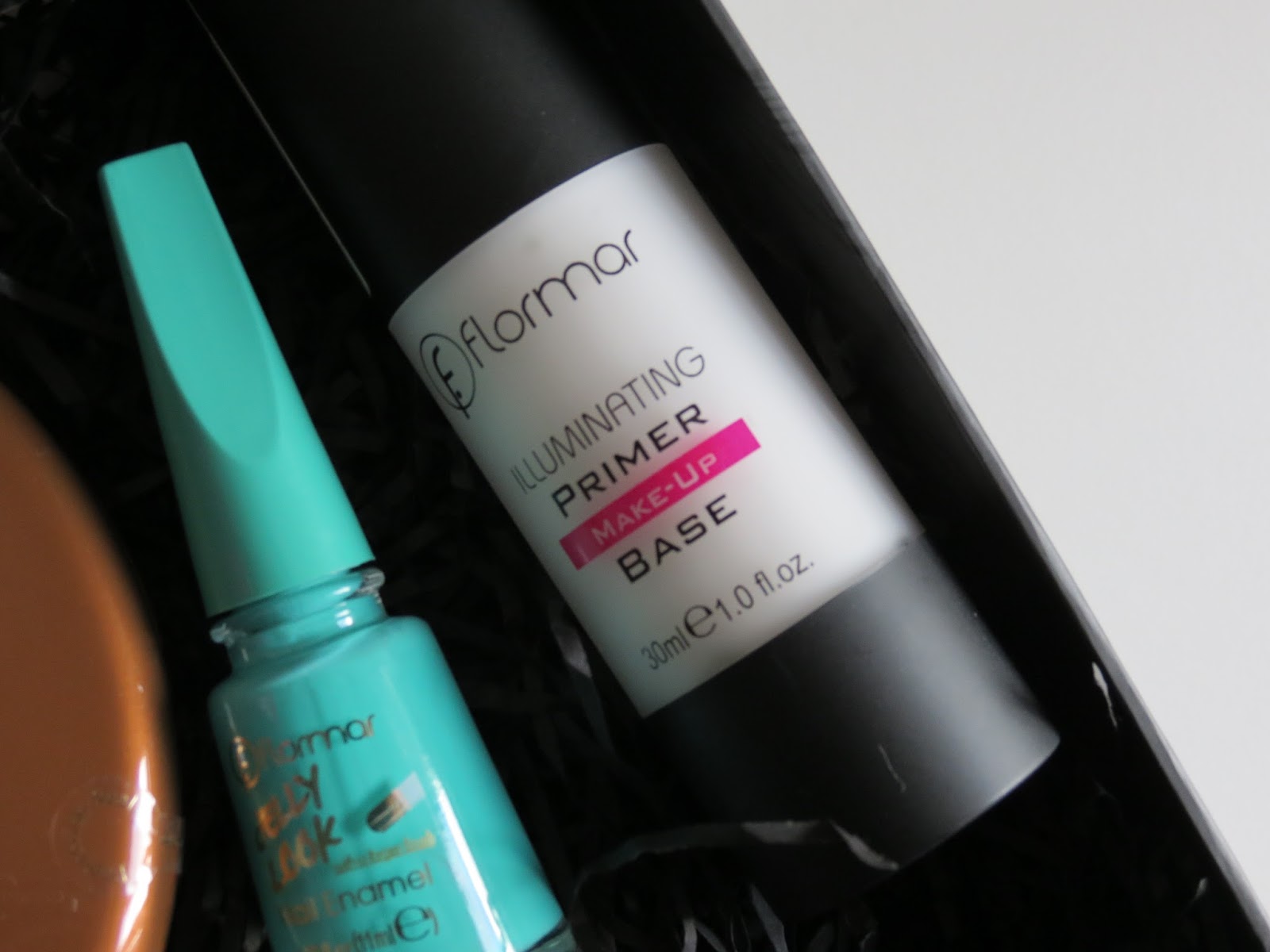 Primer Kulit Berminyak: Flormar Illuminating Primer